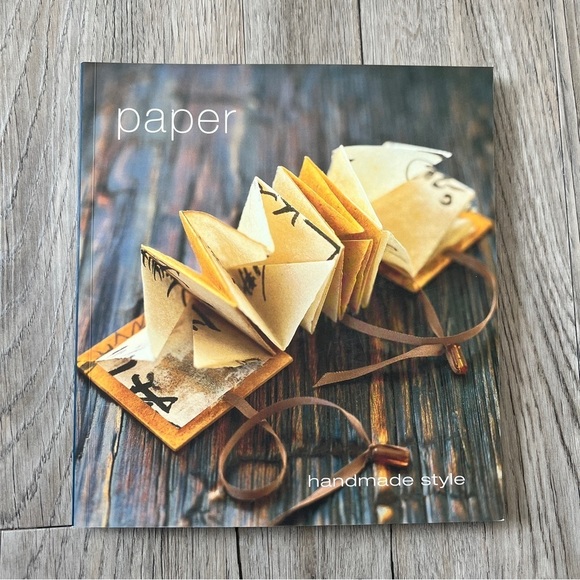 Beautiful DIY Paper Book​ - Picture 1 of 3